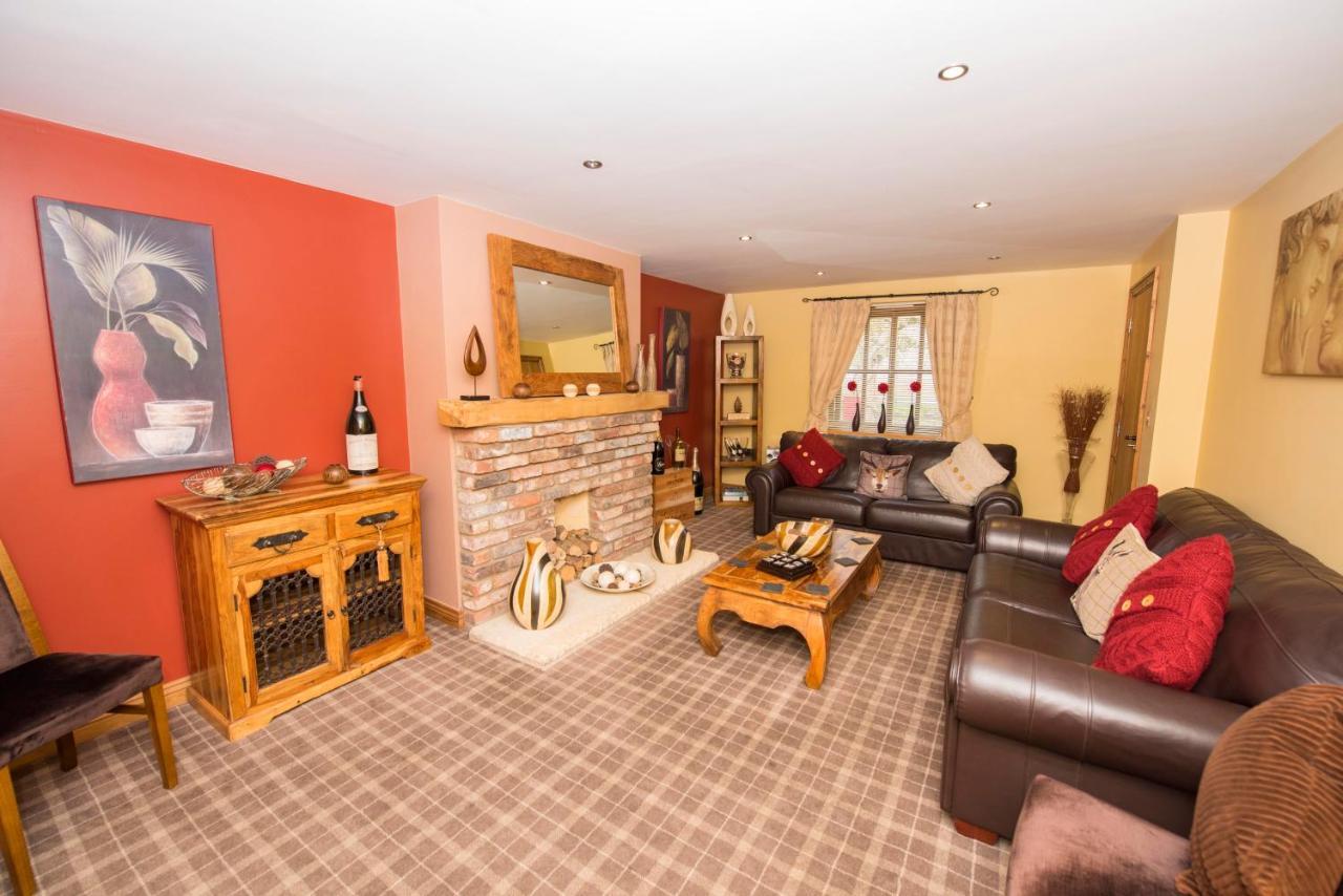 The Blue Bell Inn Weaverthorpe المظهر الخارجي الصورة